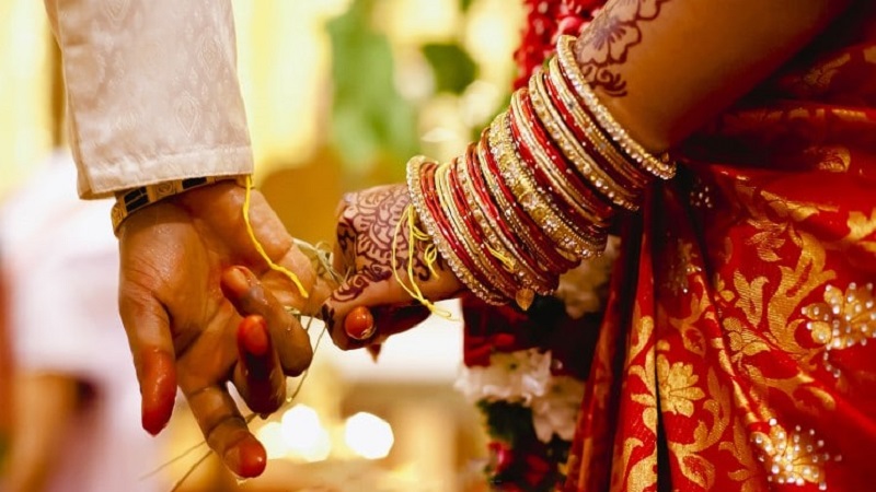 https://newsfirstlive.com/wp-content/uploads/2023/08/Indian_Marriage-1.jpg