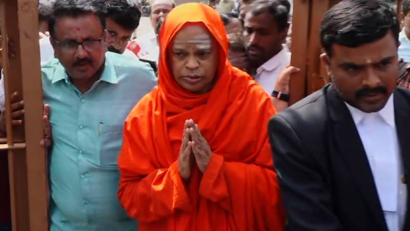 https://newsfirstlive.com/wp-content/uploads/2023/11/Murugha-Swamiji-Arrest.jpg
